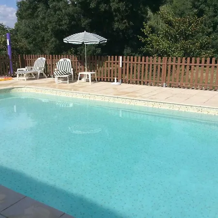 Bed and breakfast Le Petit Bijou Saint-Fraigne