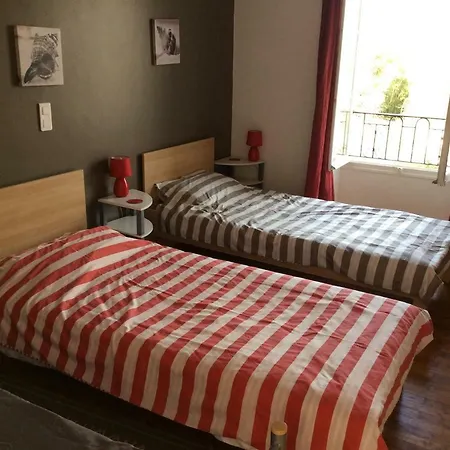 Le Petit Bijou