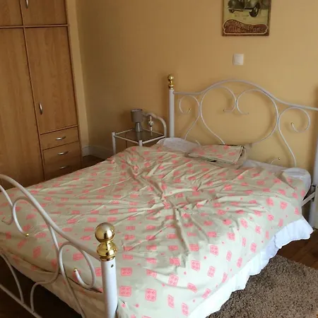 Le Petit Bijou Bed & Breakfast Saint-Fraigne