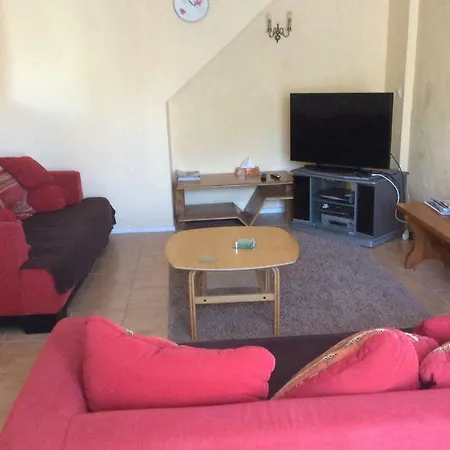 Le Petit Bijou Bed and Breakfast *